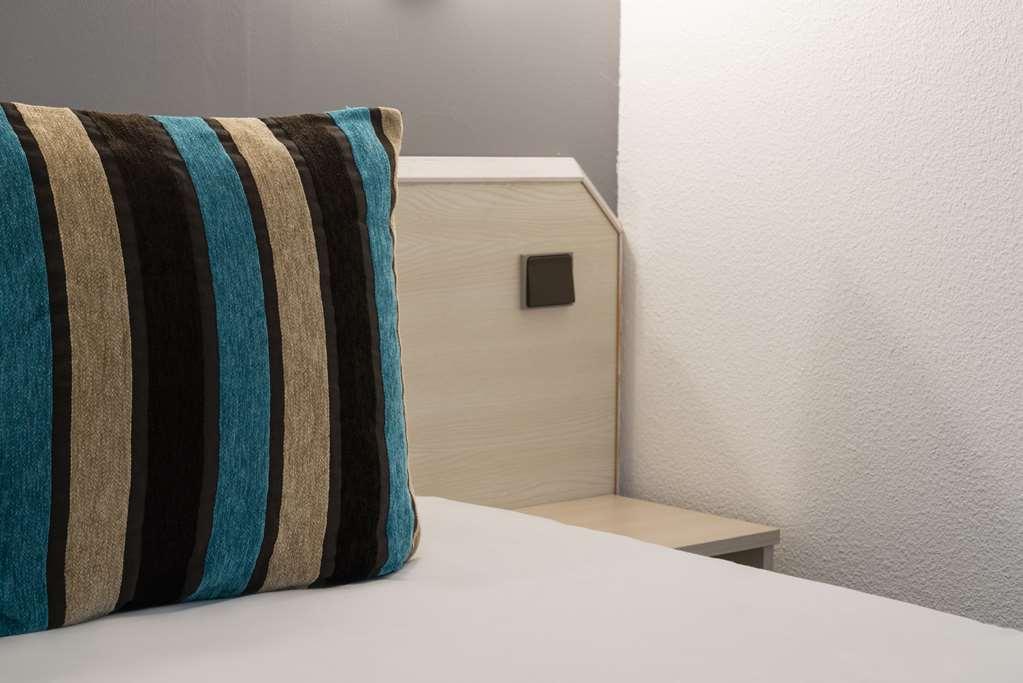 Sure Hotel By Best Western Biarritz Aeroport Англе Номер фото